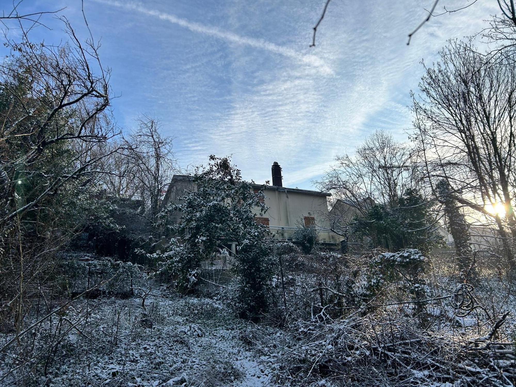 Maison Hautes Bruyeres Cachan Exteriör bild